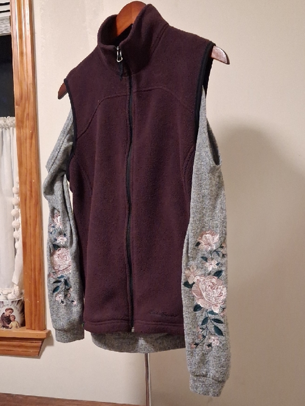 Cut Out Shoulder Outfit Eddie Bauer Plum Full-Zip Fleece Pullover